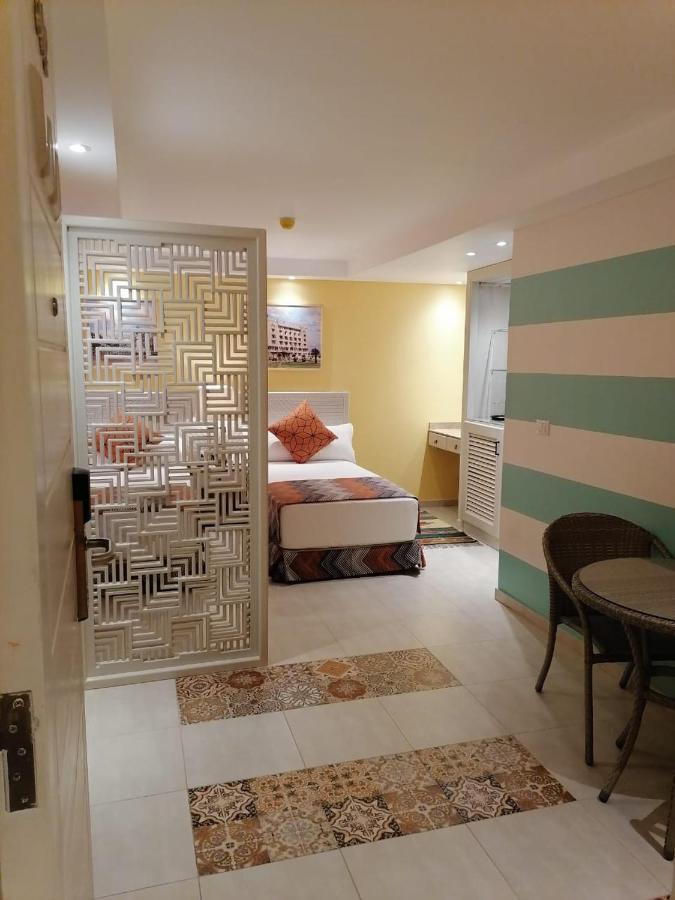 Hotel Almadiafa - المضيفه *